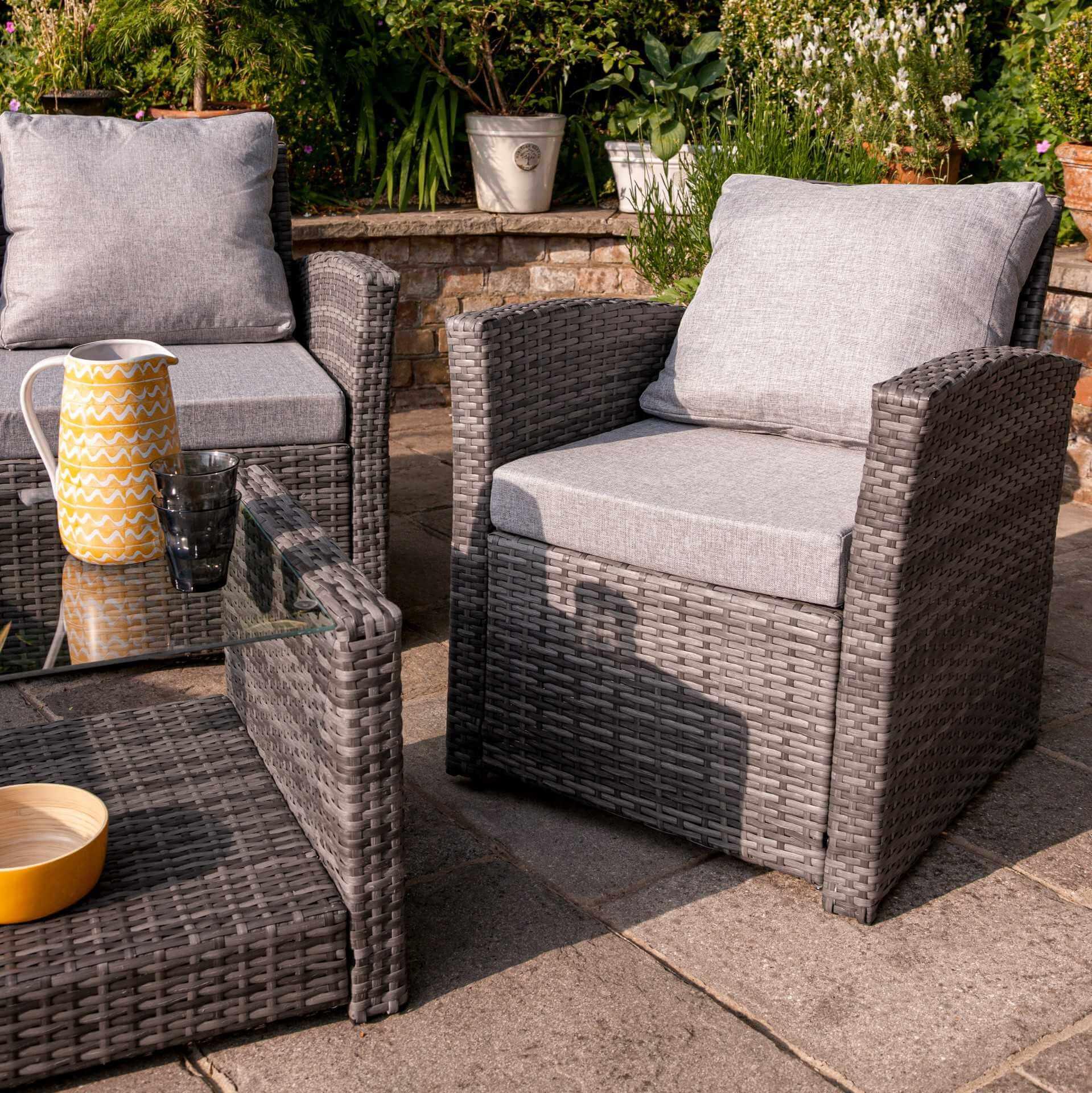 Cote 4 Seater Rattan Garden Sofa Set with Cream LED Premium Cantilever Parasol - Grey Weave - Image 5