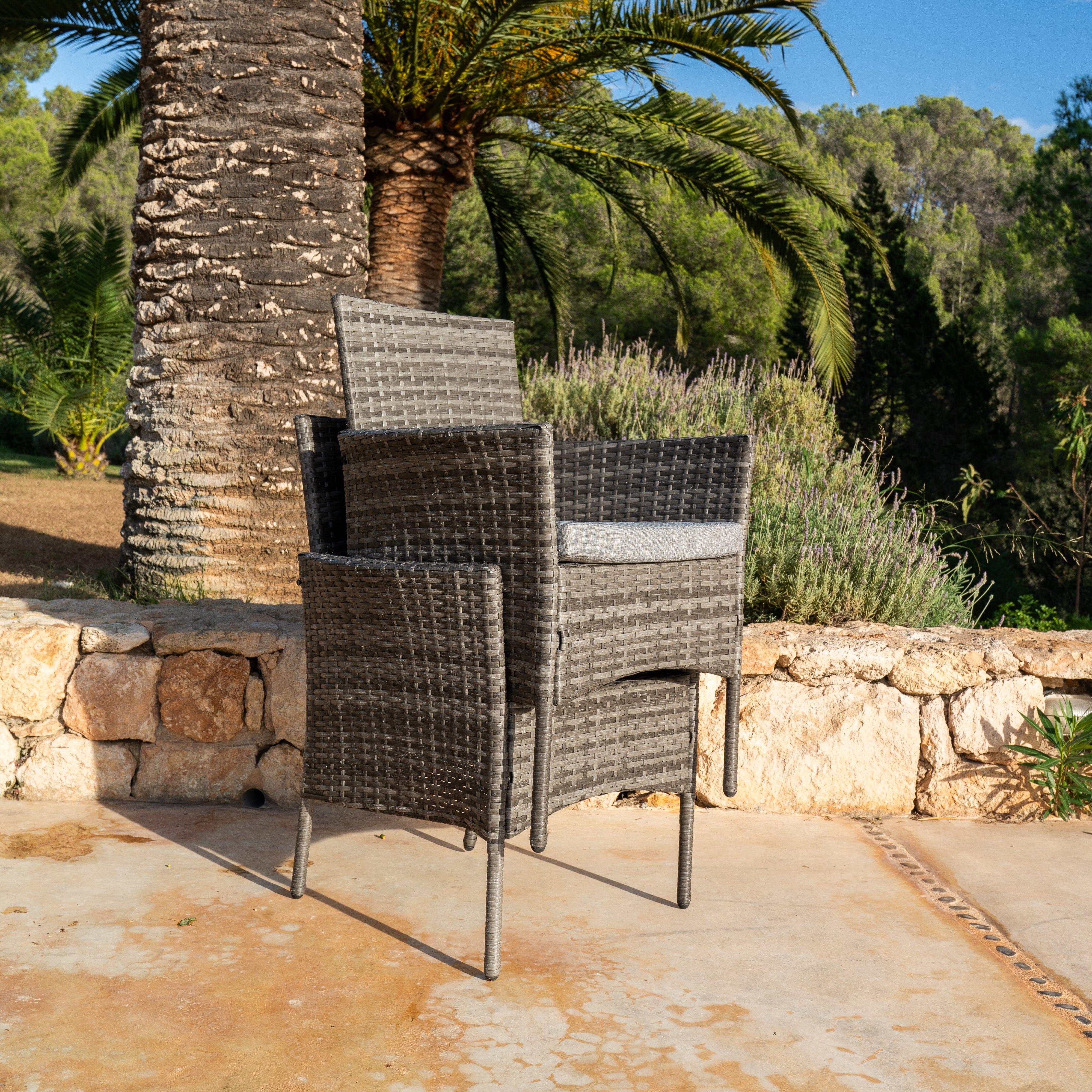 Kemble 8 Seater Rattan Round Garden Dining Set - Grey - Image 3