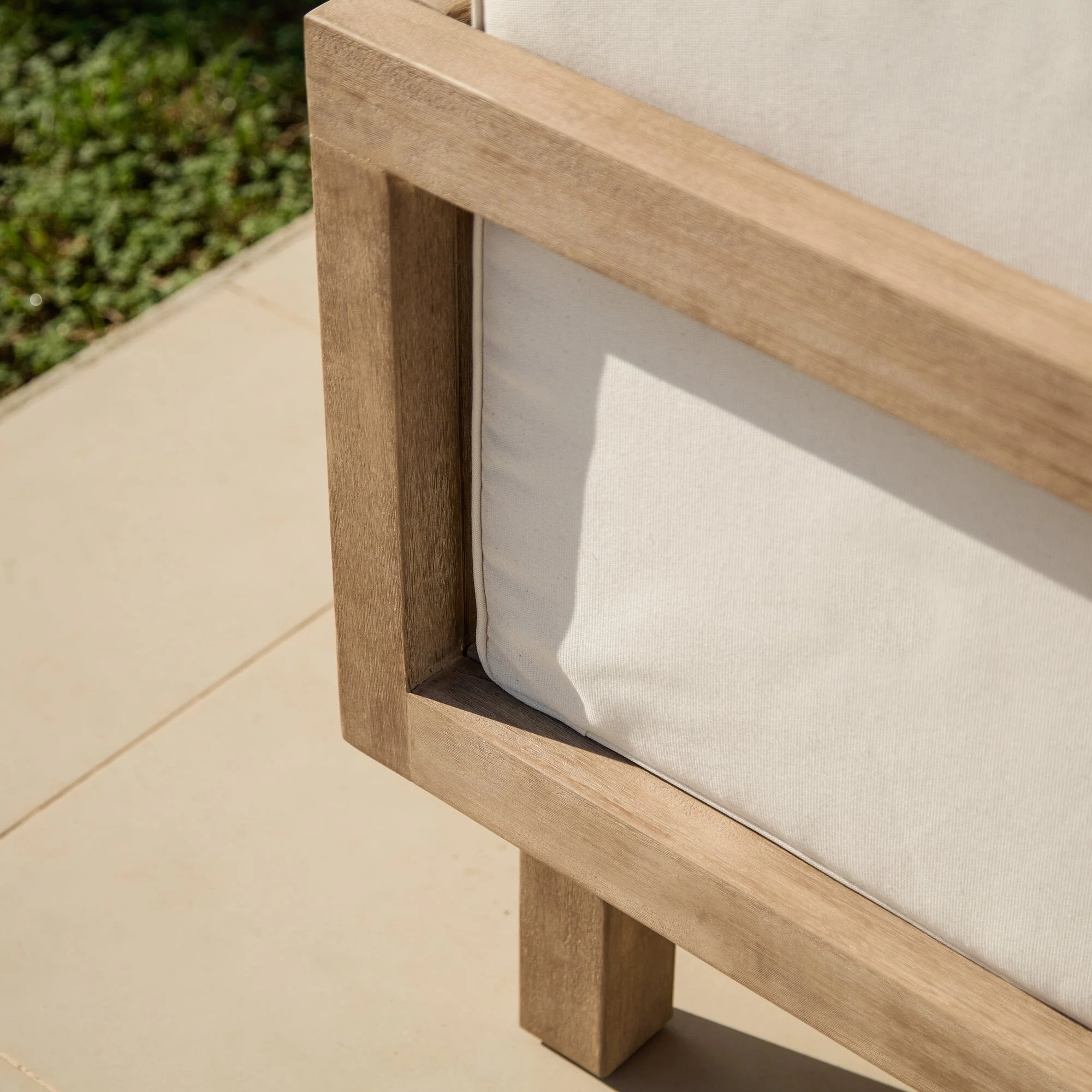 Akira 5 Seater Wooden Garden Set with Coffee Table - Image 10