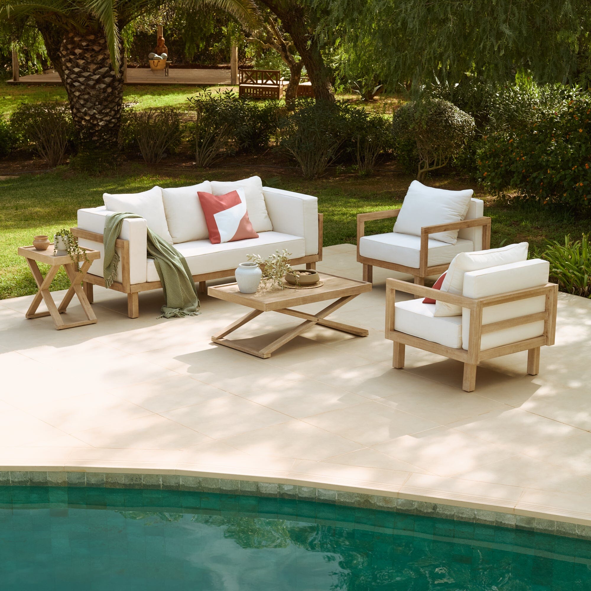 Akira 5 Seater Wooden Garden Set with Side Table and Coffee Table - Image 6