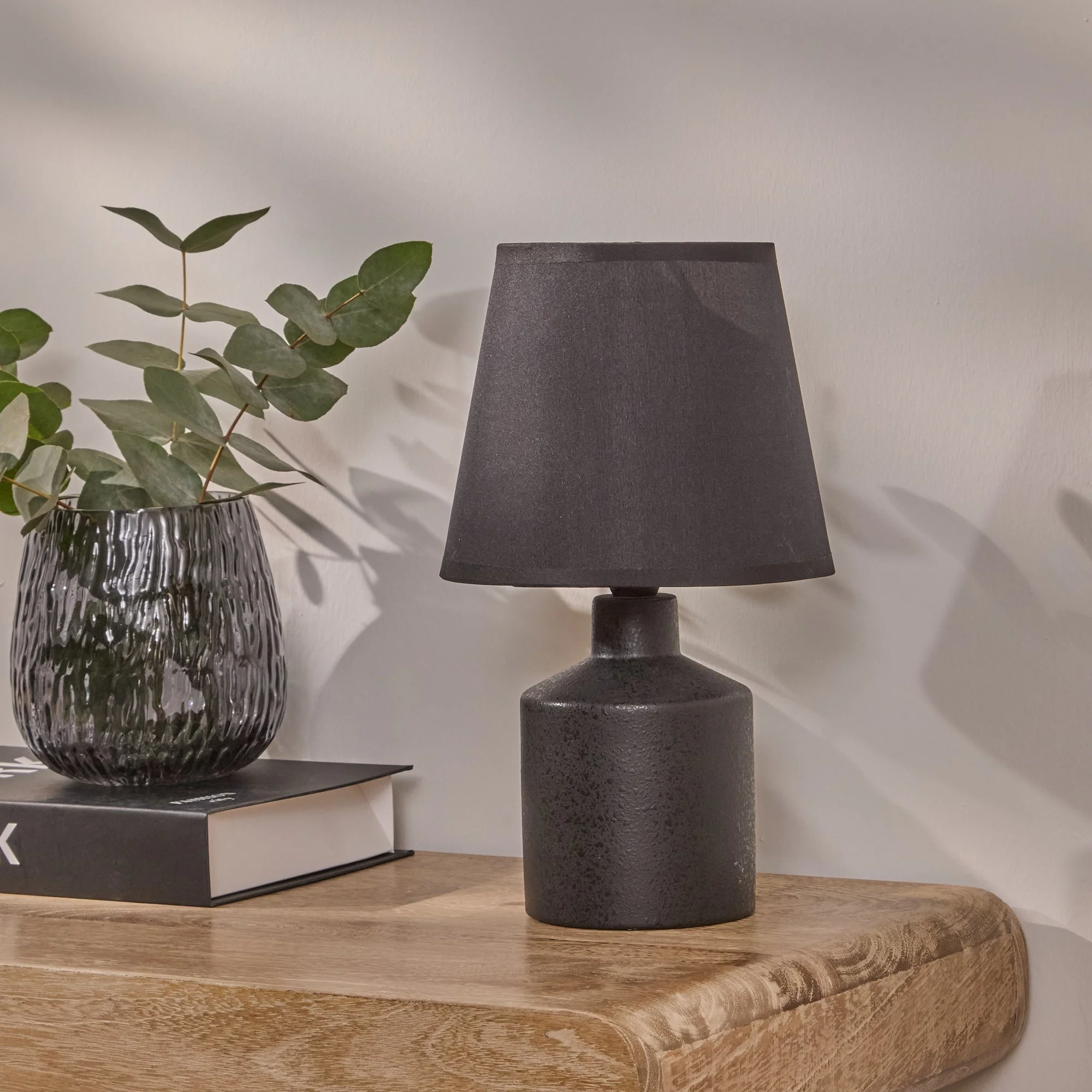 Amberley 28cm Ceramic Table Lamp - Black with Grey Polyester Shade - Image 2