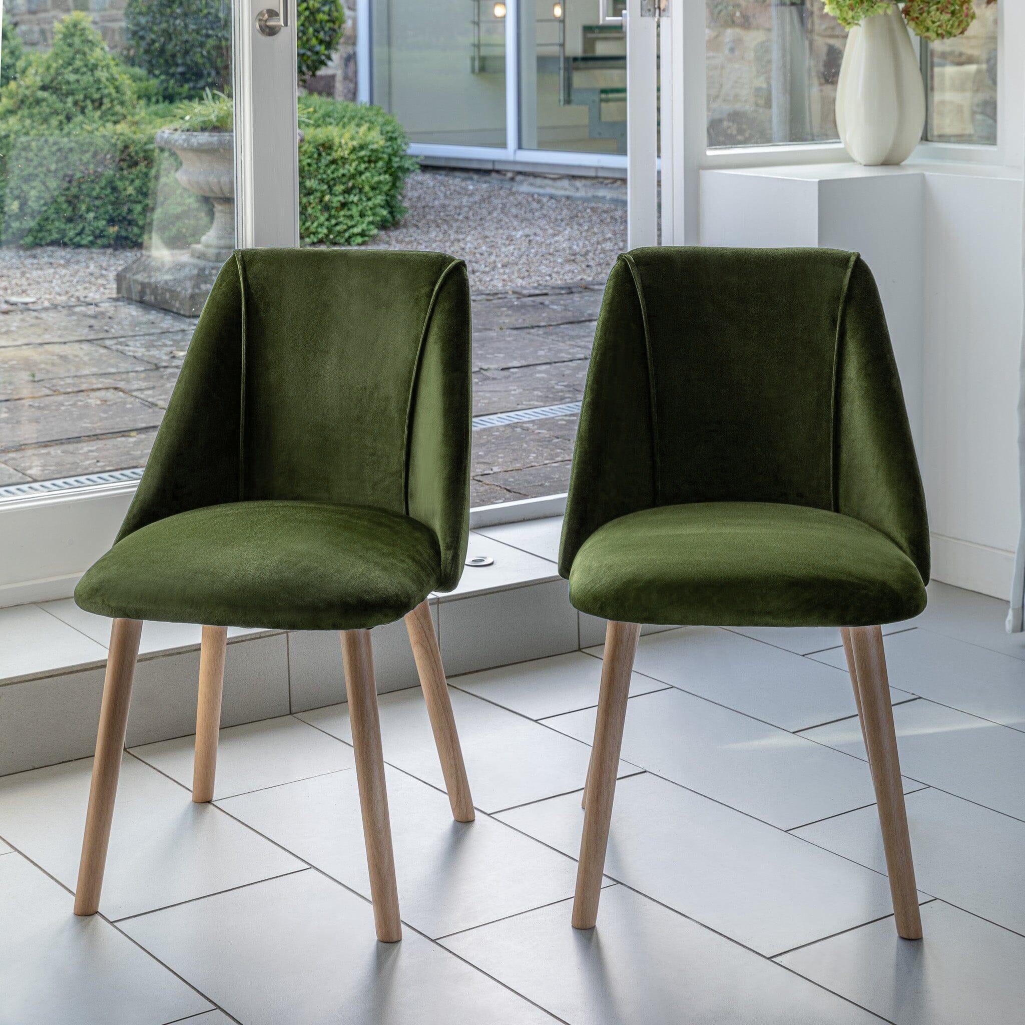 Amelia Whitewash Extendable Dining Table Set - 6 Seater - Freya Fern Green Dining Chairs - Whitewash Legs - Image 2