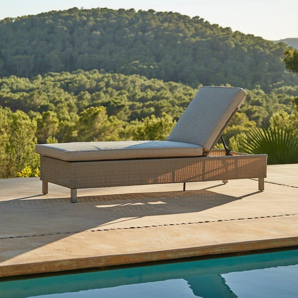 Aria Rattan Garden Sun Lounger - Light Grey - Image 5