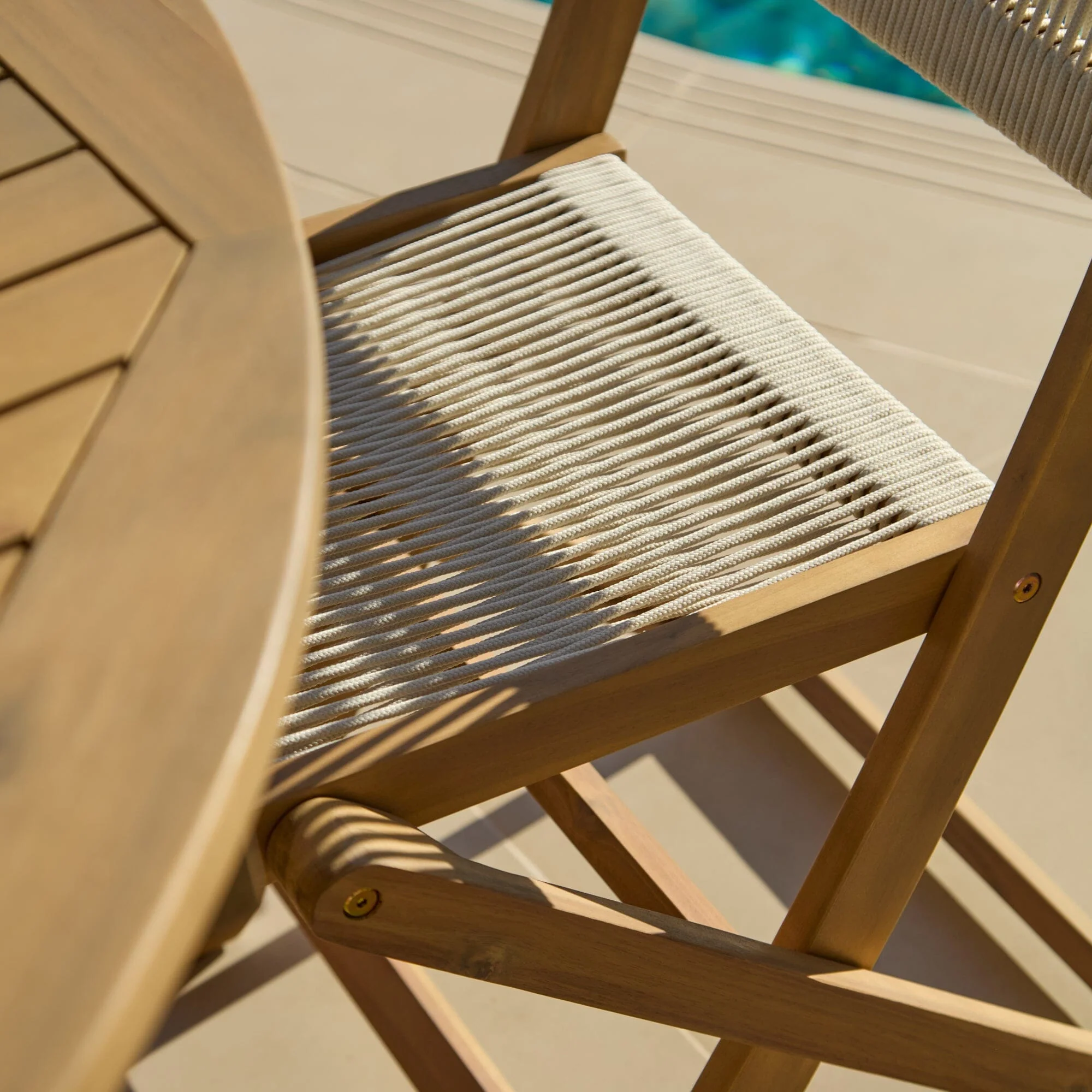 Ashby 8 Seater White Acacia Garden Dining Set with Cove Beige Rope Chairs - 160cm - Image 7