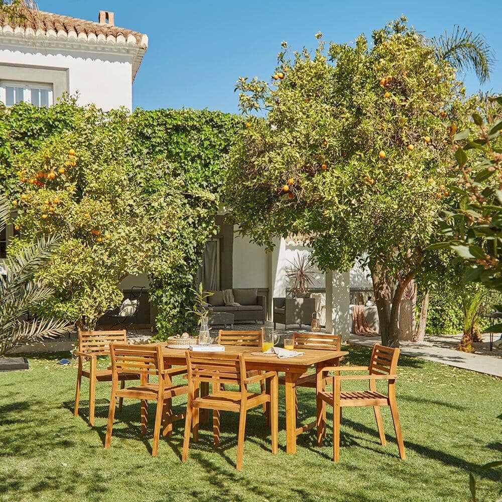 Aspen 6 Seater Wooden Extendable Garden Dining Set with Cream Parasol - 160cm to 240cm - Image 2