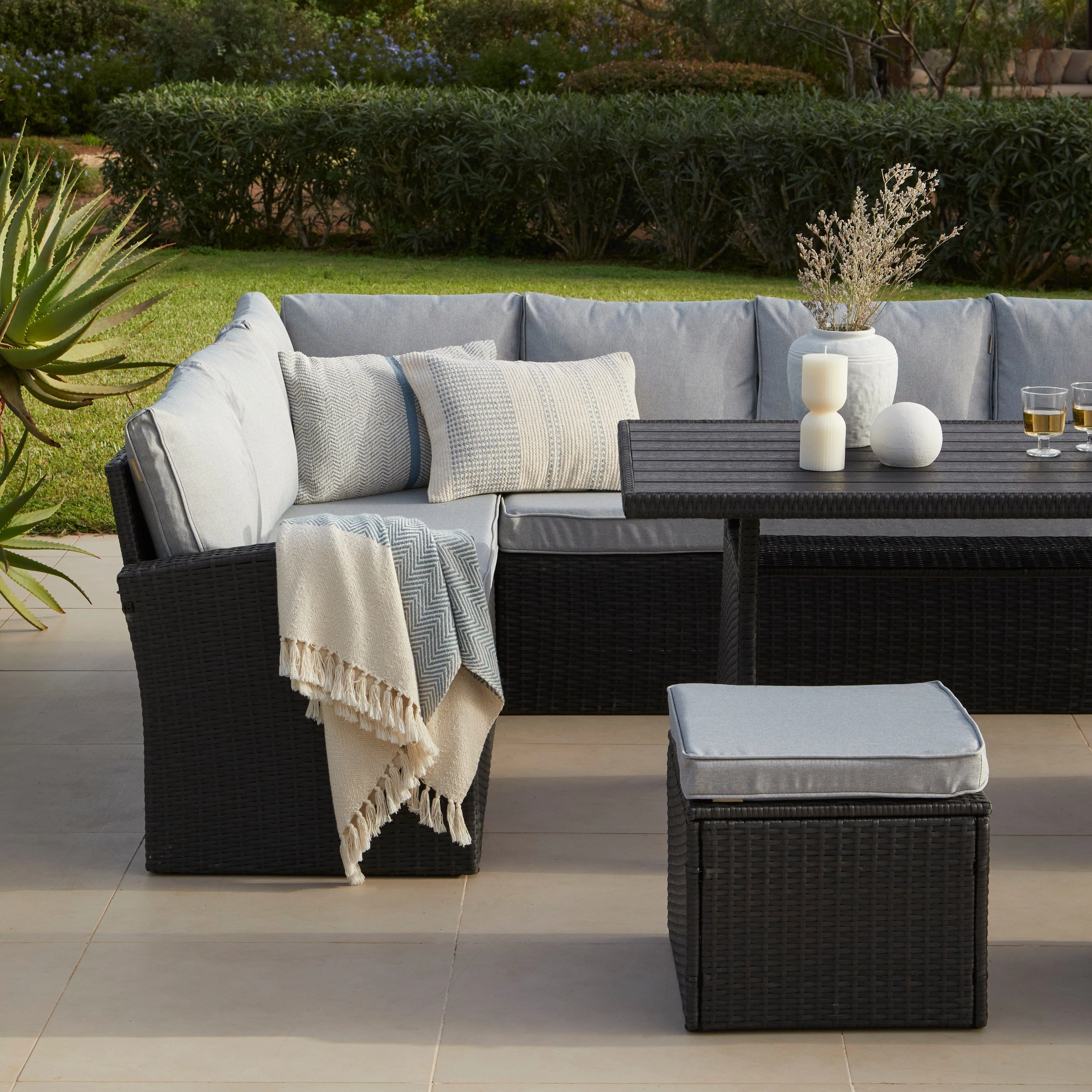 Aston 9 Seater Rattan Garden Corner Sofa Set with with Grey LED Premium Cantilever Parasol - Polywood Top - Black - Image 13