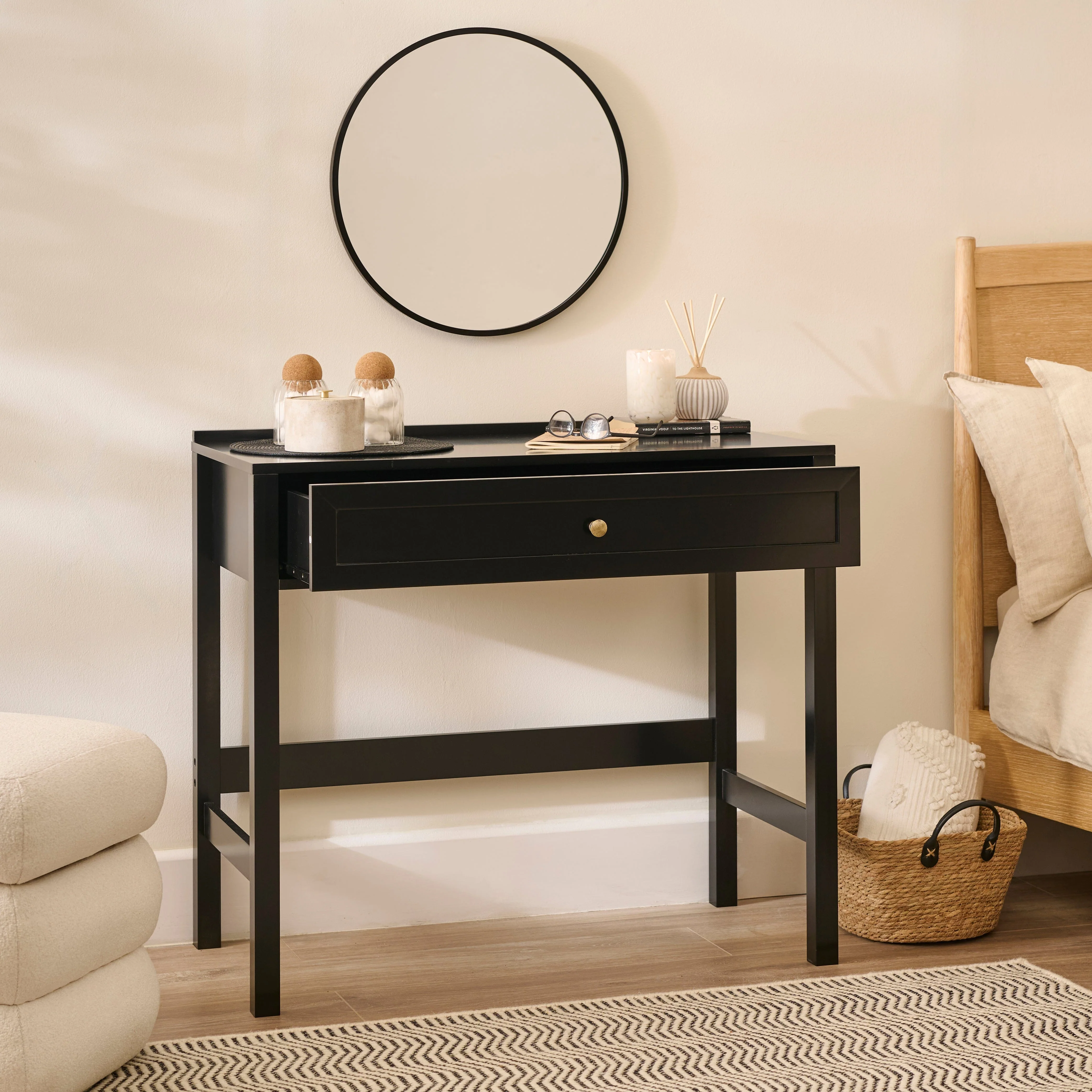 Charlie Noir Black Dressing Table - Image 3