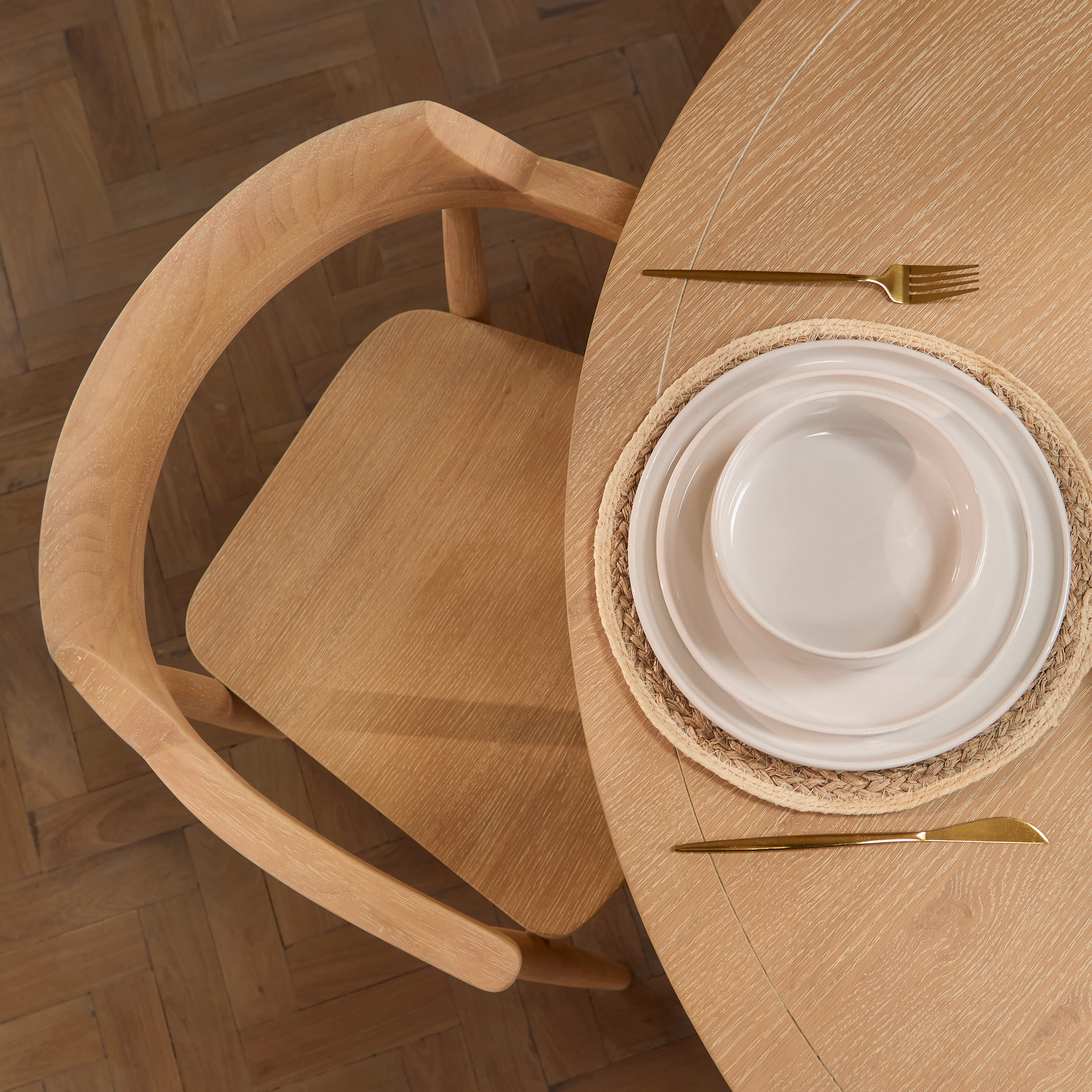 Charlotte Whitewash Round Dining Table Set - 4 Seater - Carter Dining Armchairs - Whitewash Oak Legs - Image 3