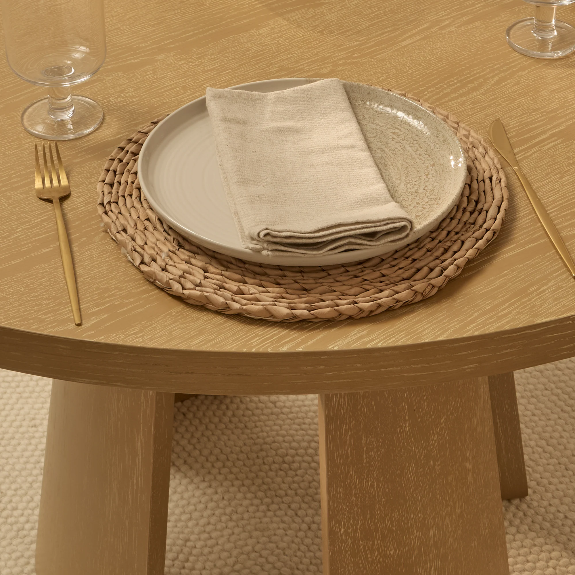 Farren Whitewash Oak Round Dining Table - Image 2