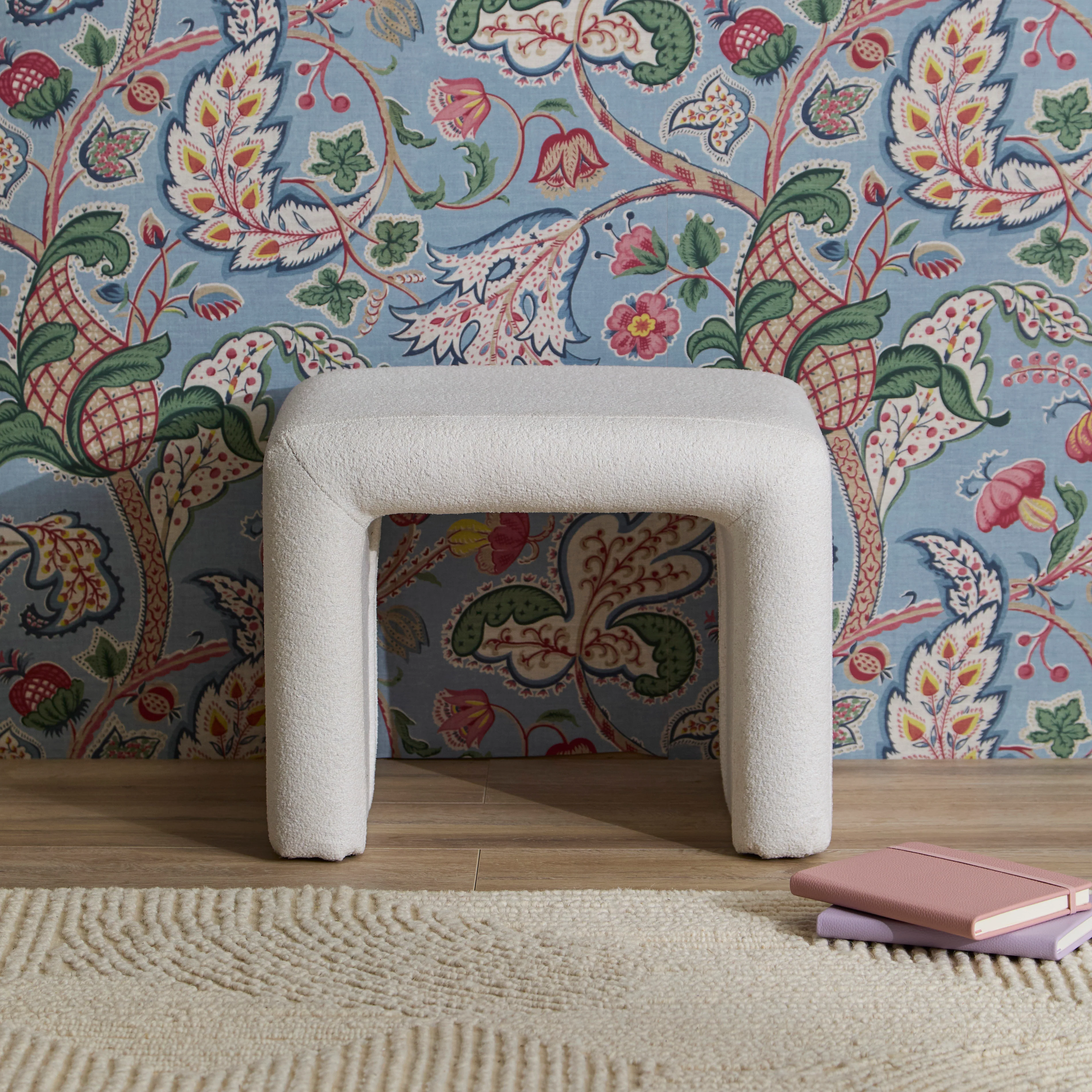 Kamiko Stool - Chalk White Boucle