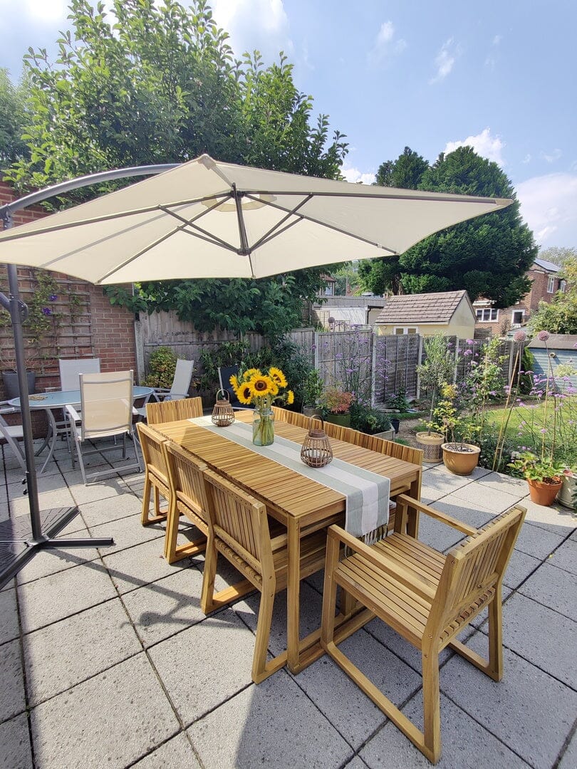 Lennox Table & 8 Lennox Armchairs with Cream Parasol - Image 12