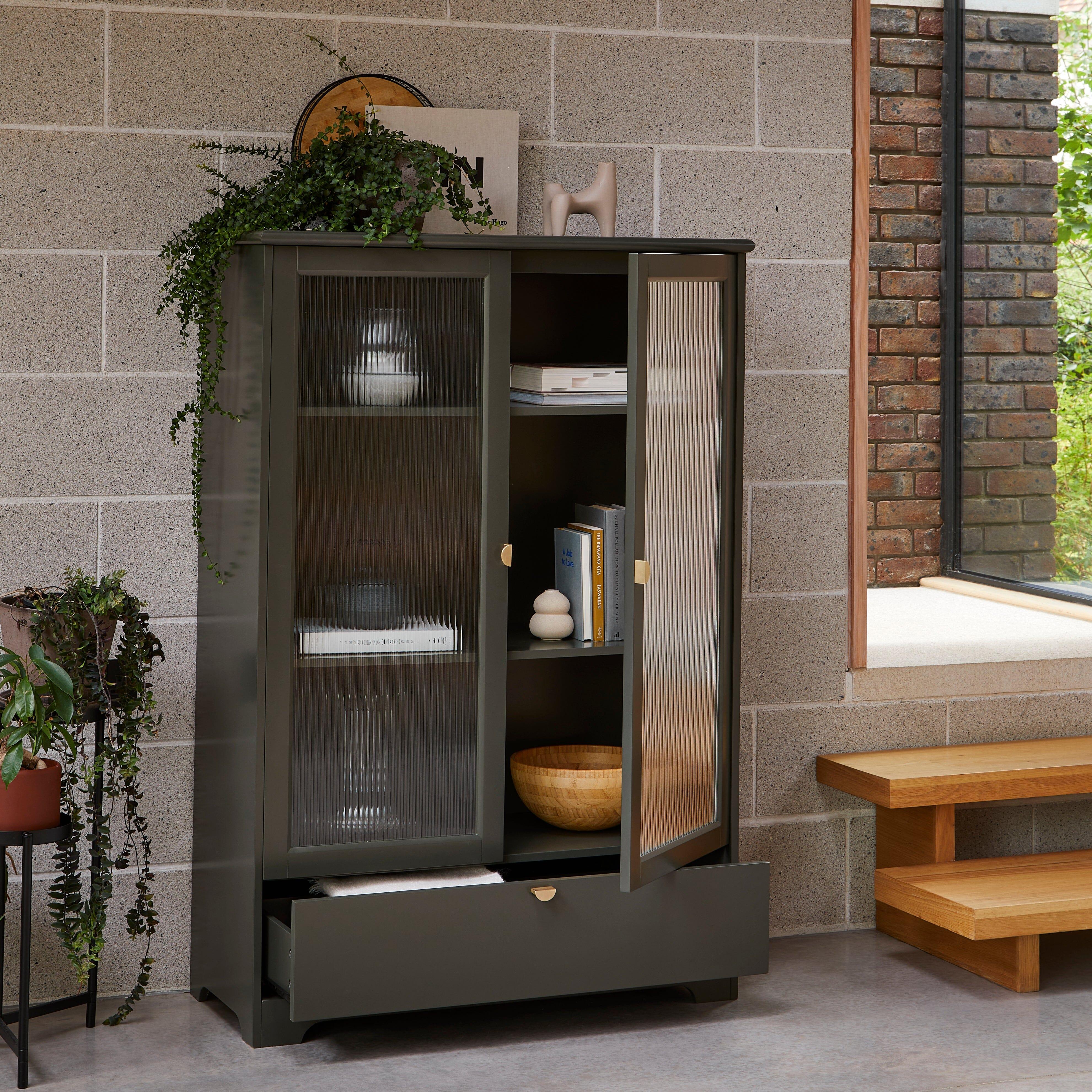 Lua Tall Cabinet in Fir Green with Fluted Glass - Image 4