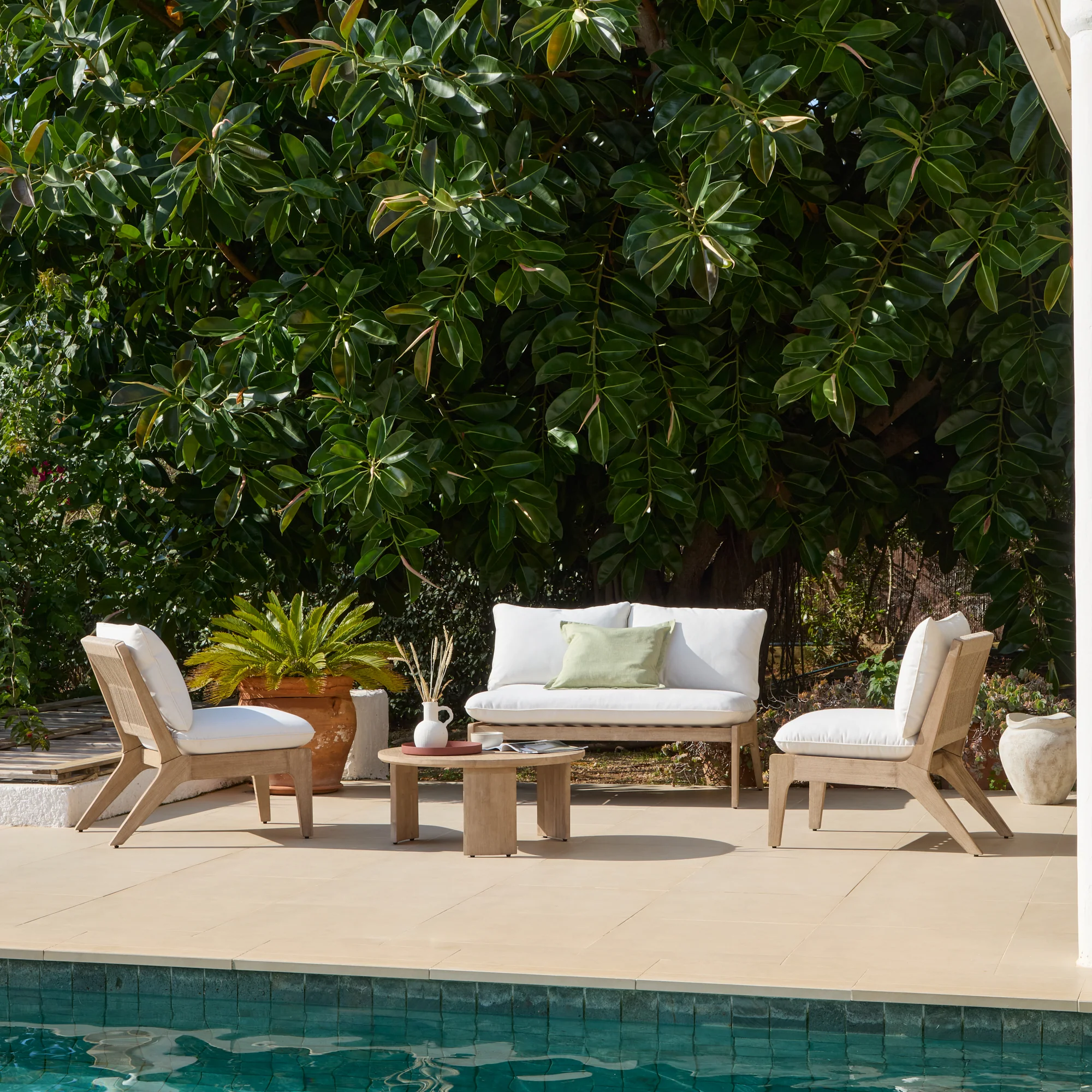 Mali 4 Seater Wooden Garden Sofa Set with Side Table and Coffee Table - Image 5