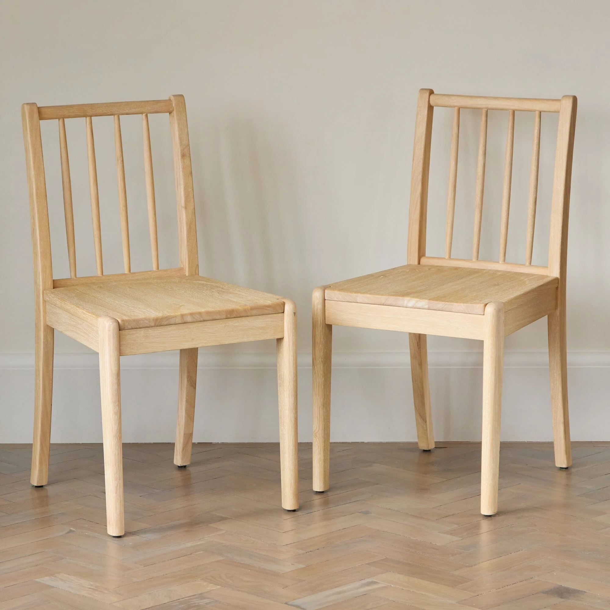 Amelia Extendable Whitewash Oval Dining Table Set - 4 Seater - Tilly Dining Chairs - Whitewash Oak Legs - Image 2