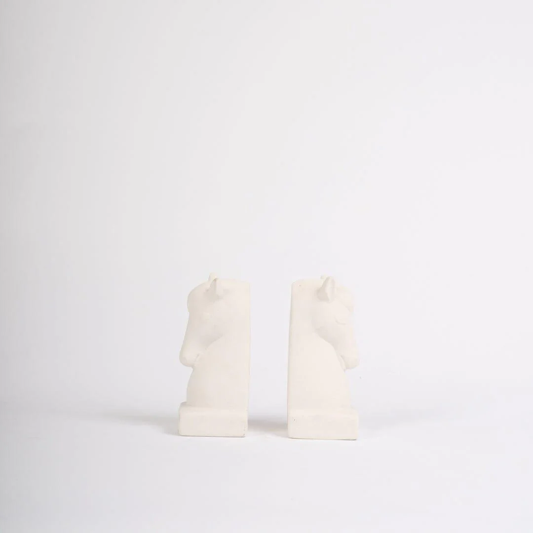 Medburn 17cm Ceramic Bookend - Set of 2 - White - Image 8