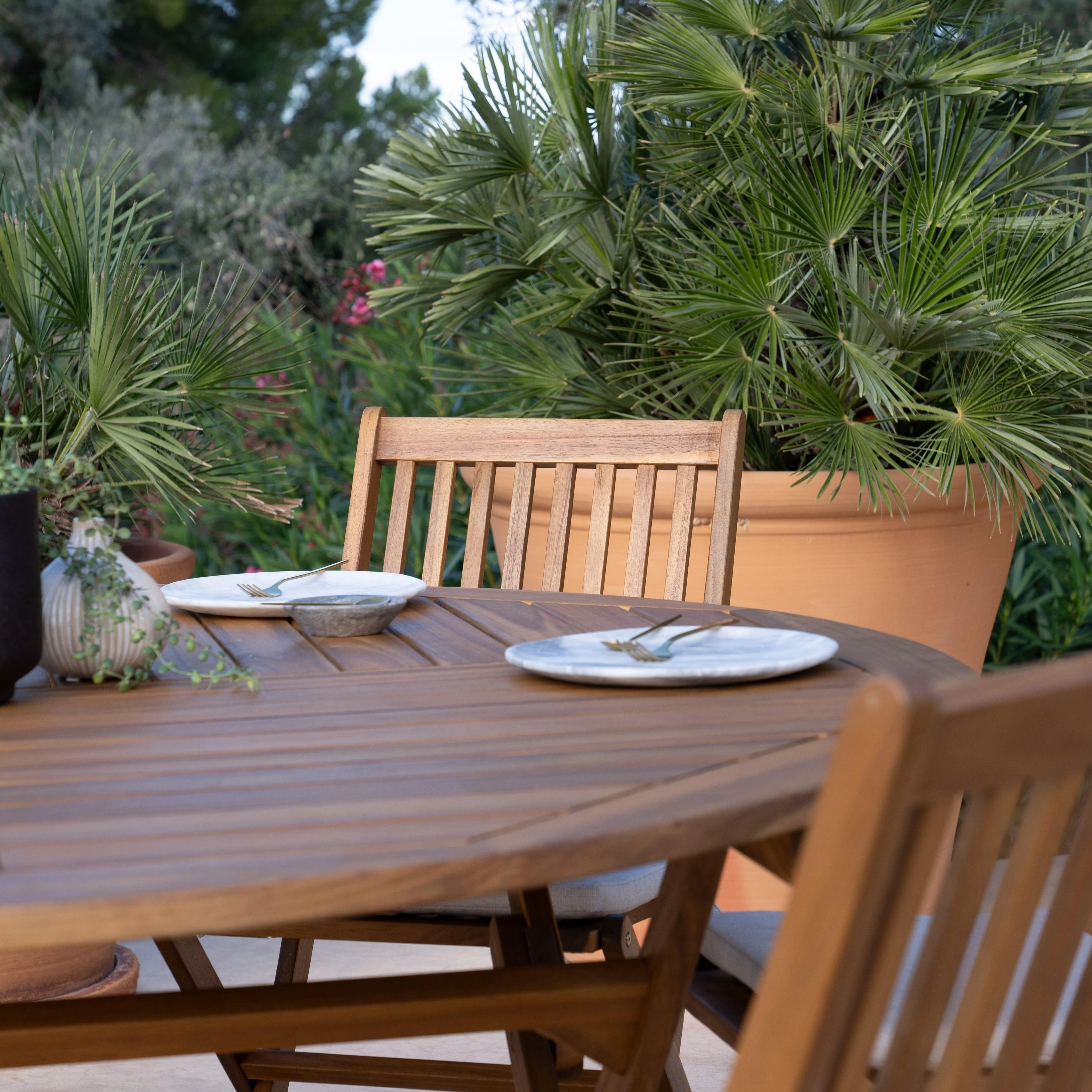 Outlet - Ashby 6 Seater Wooden Round Folding Garden Dining Table - 130cm - Image 3