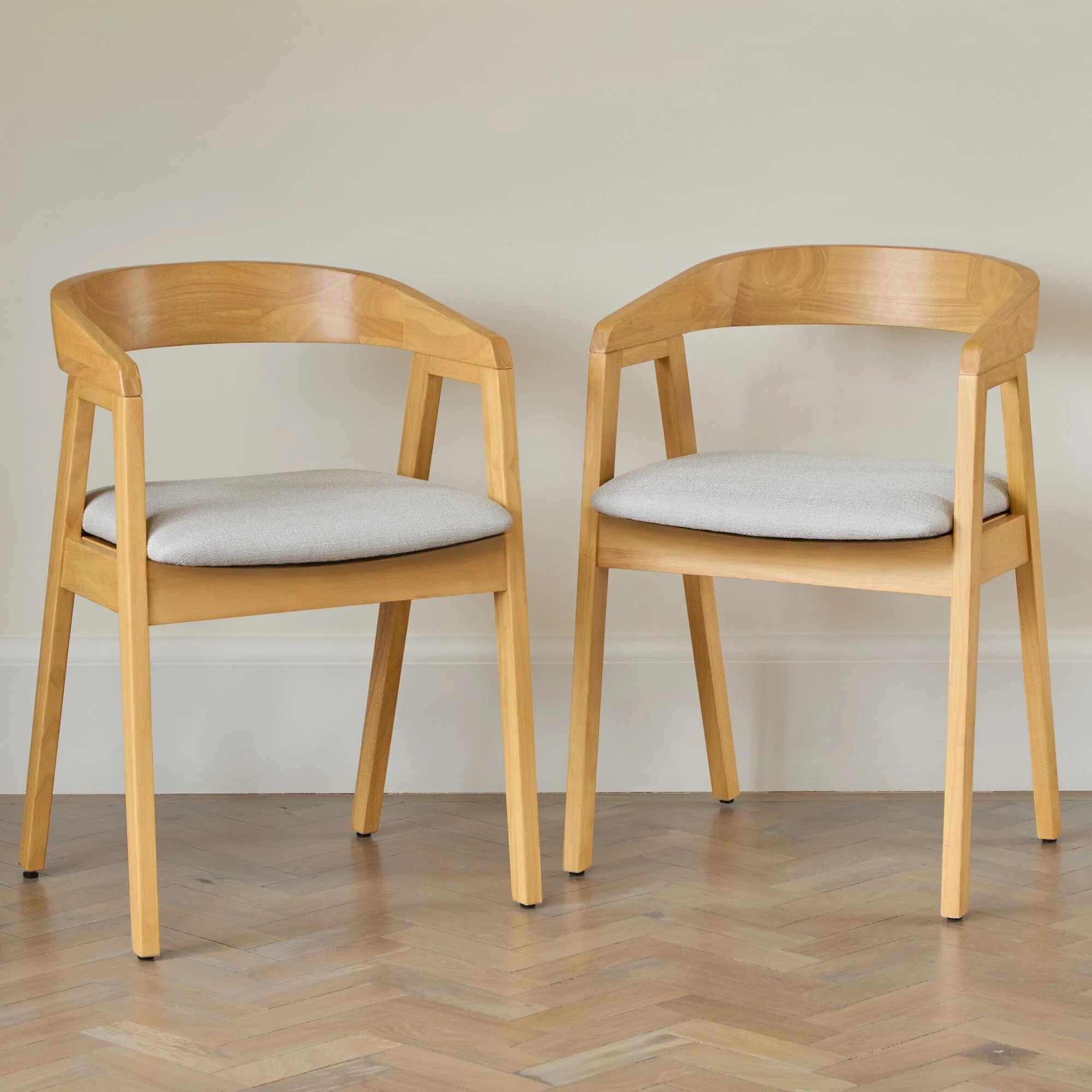 Charlotte Pale Oak Round Dining Table Set - 4 Seater - Ella Pale Oak Carver Chair - Fawn Linen - Image 3