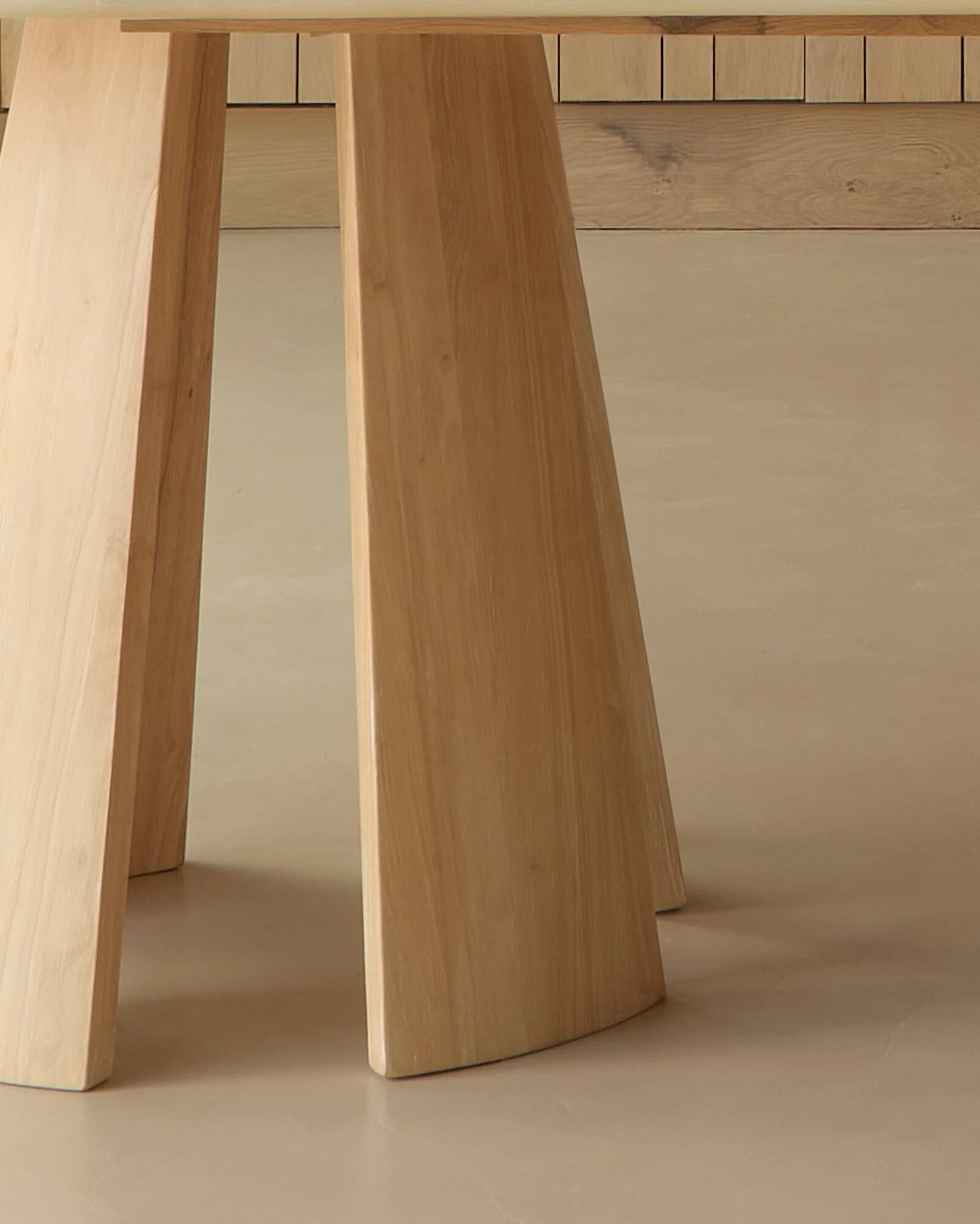 Farren Whitewash Oval Dining Table - Image 4