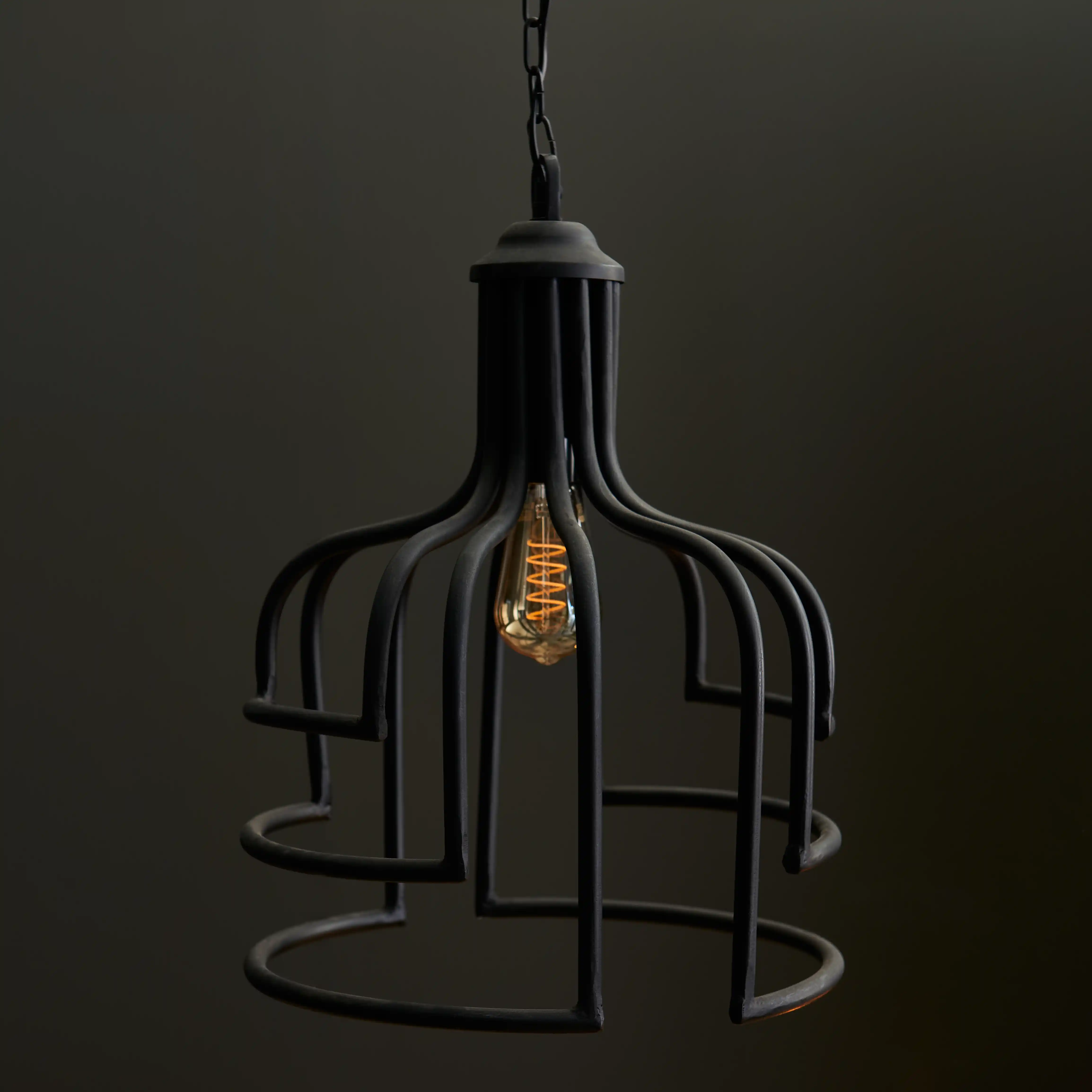 Outlet - Hatherden 44.5cm Metal Pendant Light, Black