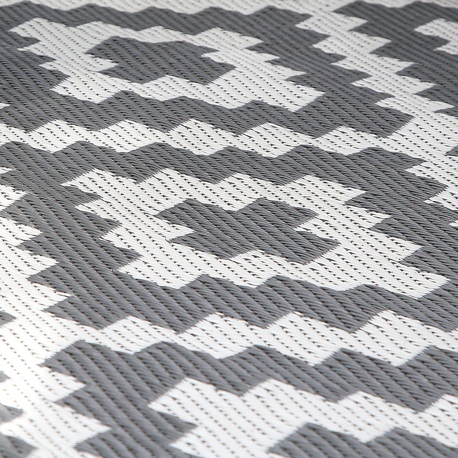 Outlet - Outdoor Rug - 160Cm x 230Cm - Geometric Print - Image 3