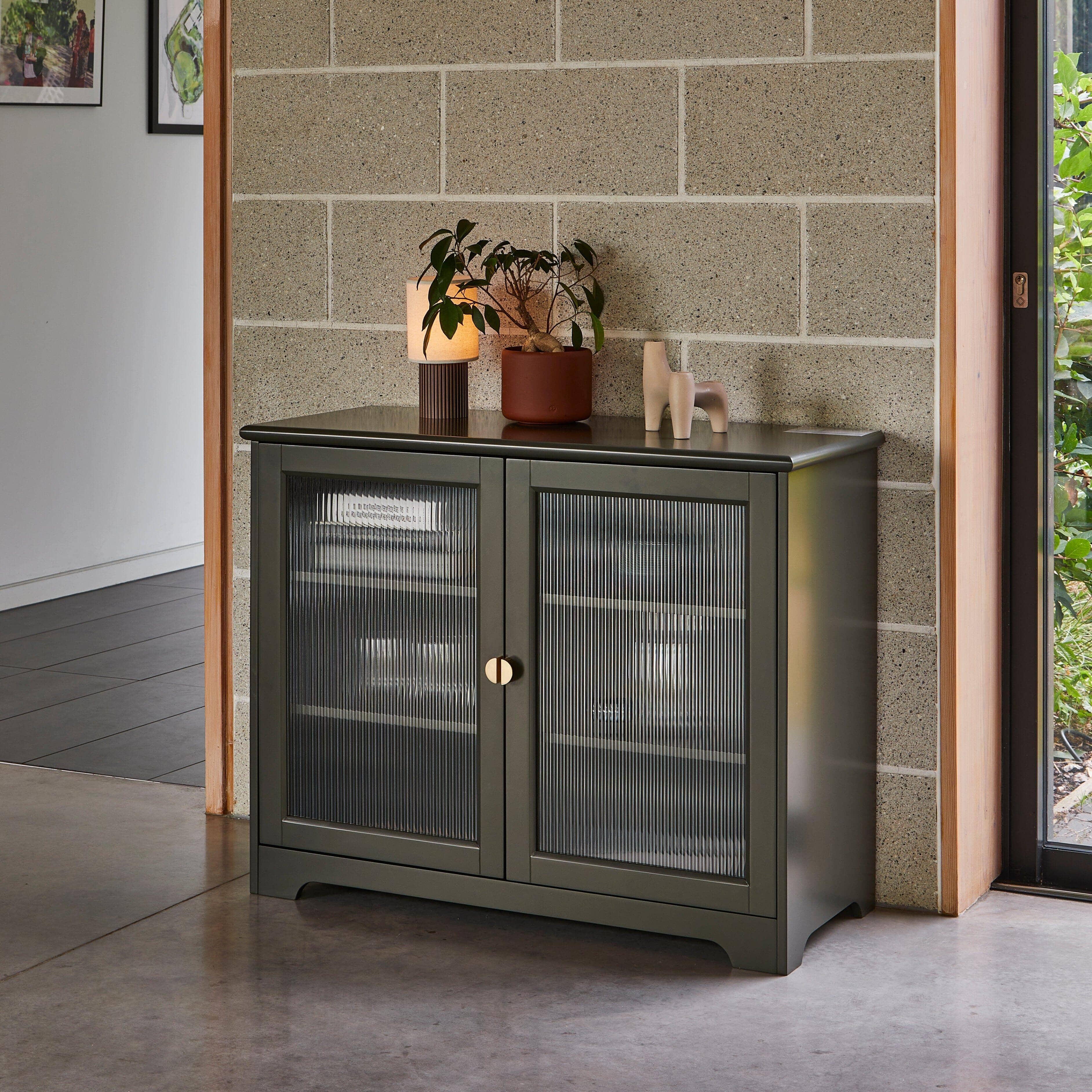 Outlet - Lua 2 Door Sideboard In Fir Green With Fluted Glass - Image 2