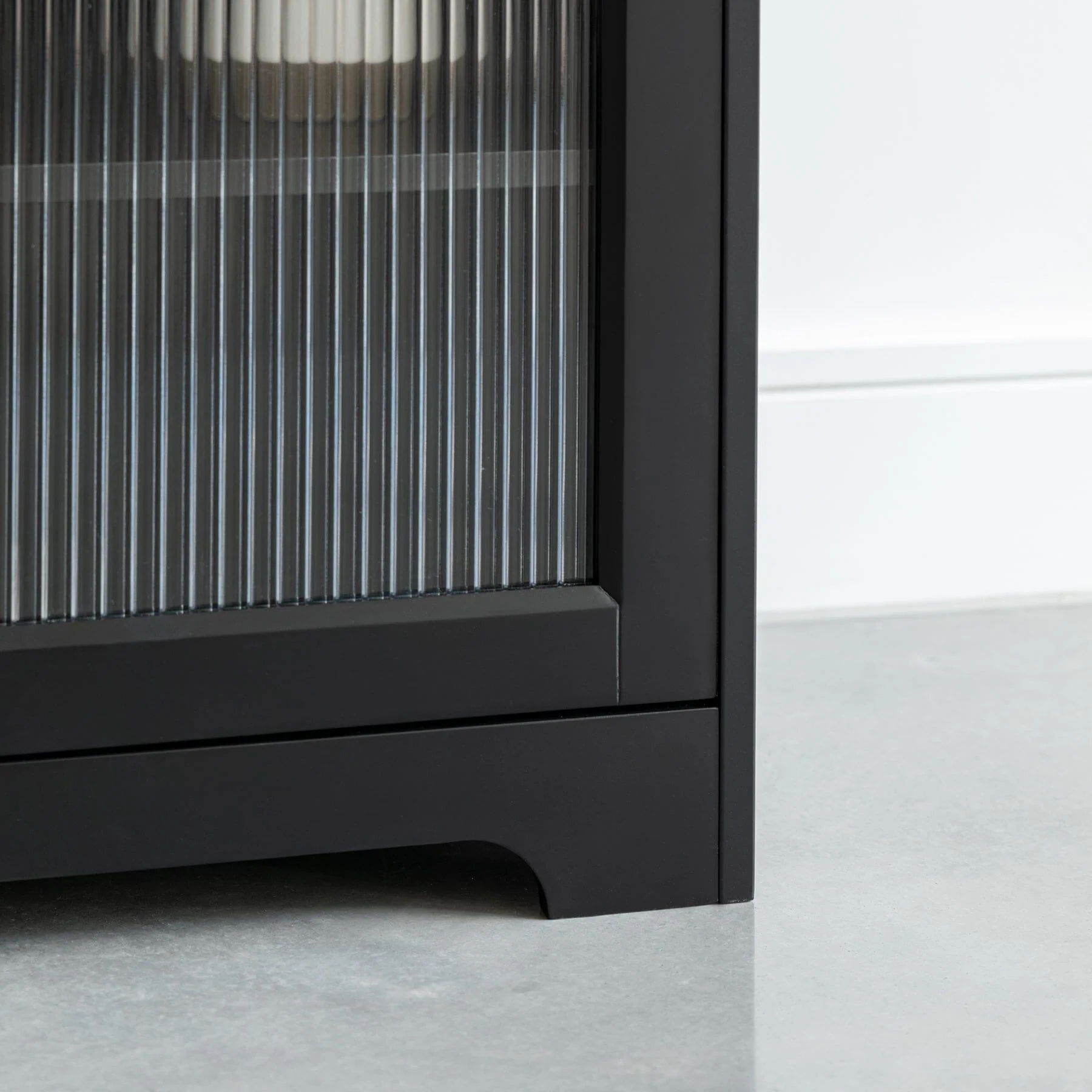 Lua 2 Door Small Sideboard - Noir Black with Glass Door - Image 7