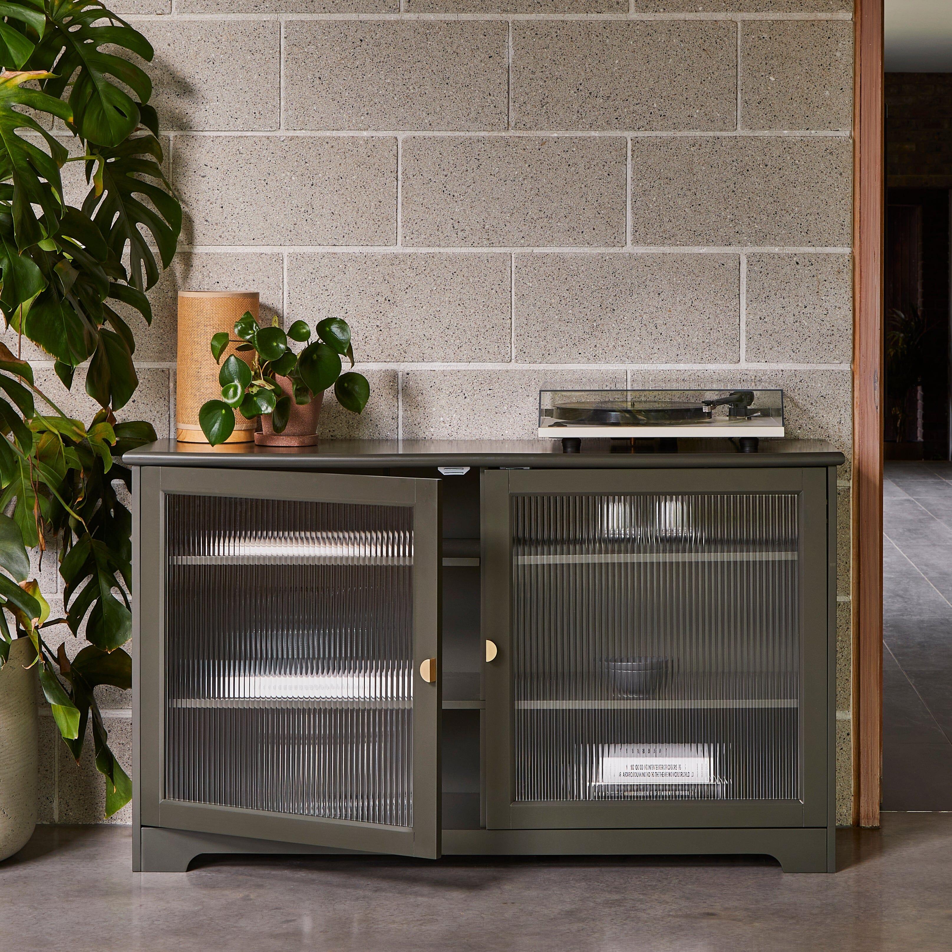 Outlet - Lua Large 2 Door Sideboard in Fir Green with Fluted Glass - Image 3