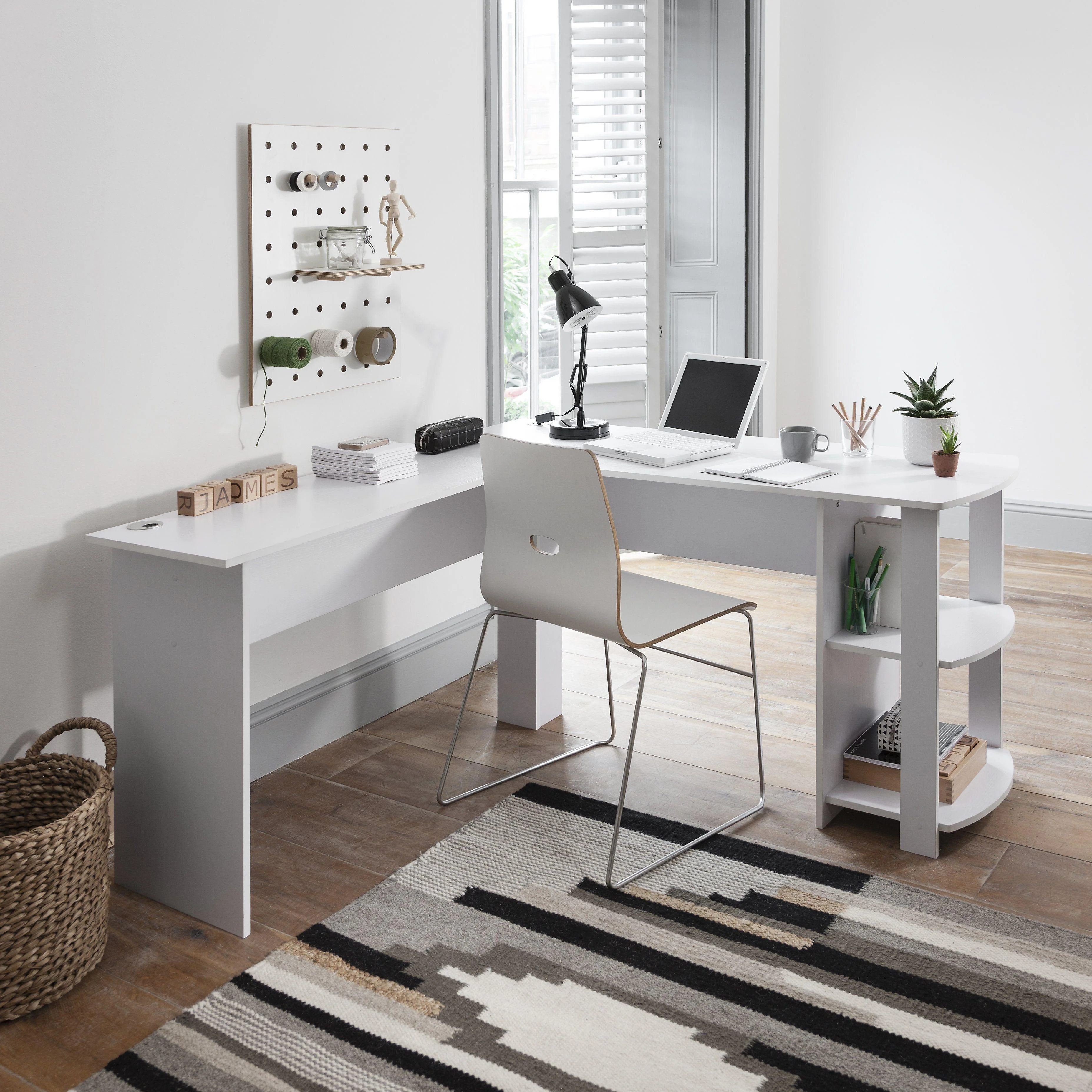 Outlet - Essie L Shape Desk White