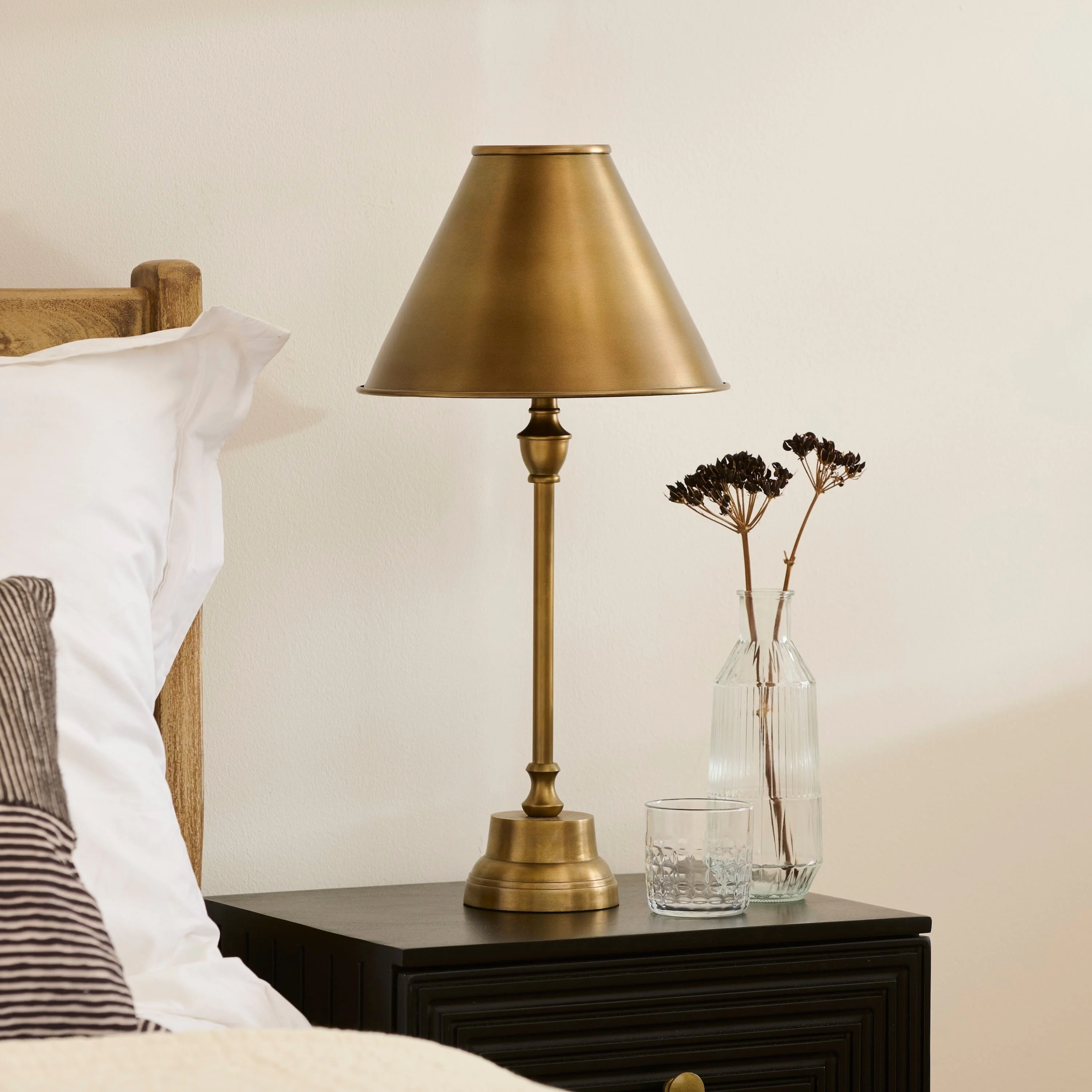 Stowe 59cm Metal Table Lamp - Gold - Image 2