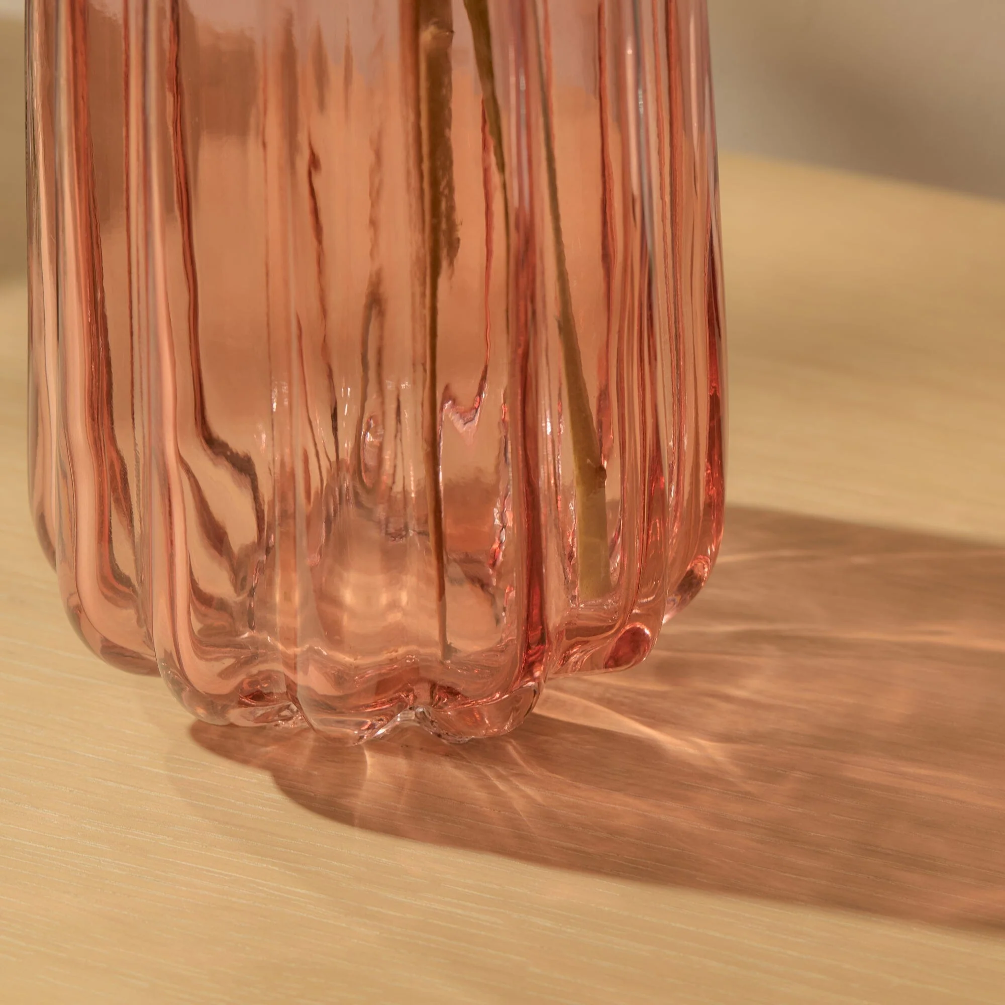 Veneto 29cm Glass Vase - Cerise - Image 6