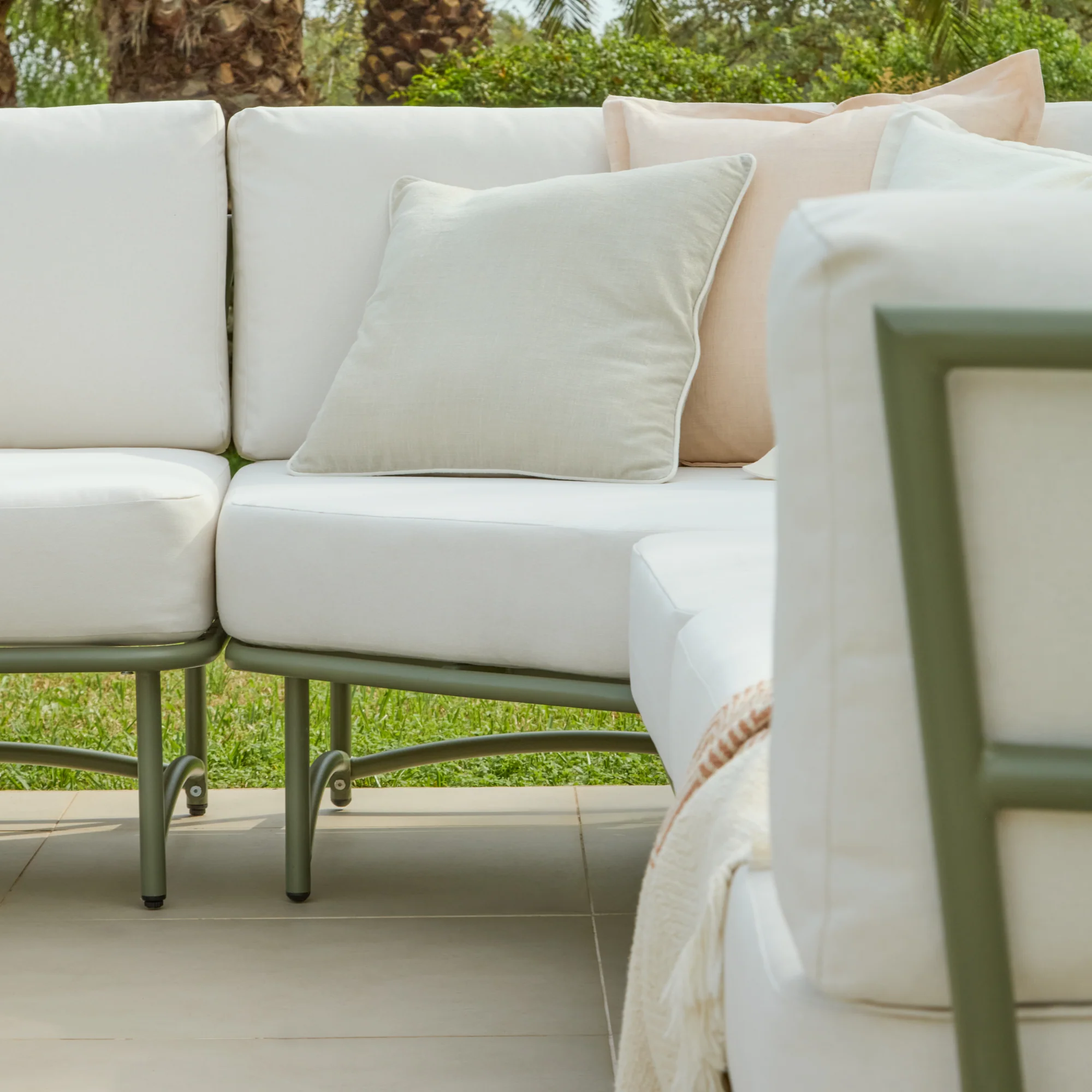 Wilder 8 Seater Metal Corner Sofa Garden Set with Coffee Table - Olive Green - Image 5